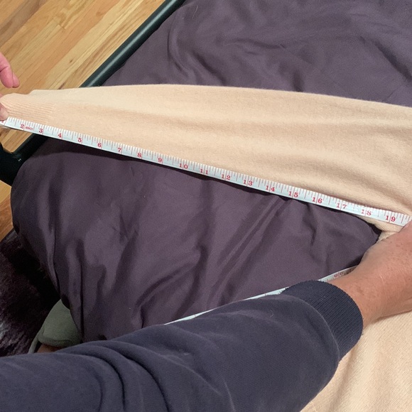 Ann Taylor cardigan size small - Picture 4 of 6